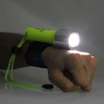 FOCO Linterna - emart CREE XM-L T6 1600 lúmenes linterna LED de buceo bajo el agua buceo – Linterna impermeable Submarino 1 x 18650 batería (no incluido) - Imagen 7