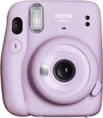 Cámara Fujifilm Instax Mini 11 con película instantánea Fuji (60 hojas) y paquete de accesorios que incluye funda, filtros, álbum, lente y más (morado lila) - Imagen 3