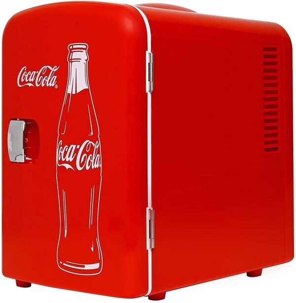 Hielera Coca-Cola portátil, clásico, de 4.2 cuartos de galón, 6 latas, refrigerador portátil, mini refrigerador, bebidas, alimentos para bebés, cuidado de la piel y medicamentos, uso en el hogar, oficina, dormitorio y coche, con enchufes AC y DC, rojo y blanco - Imagen 1