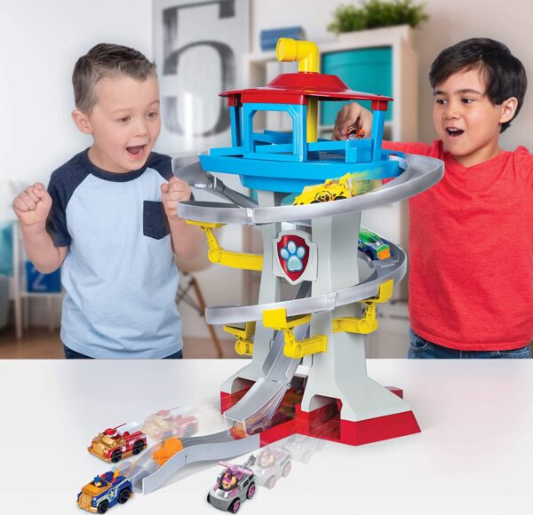 Juguete Paw Patrol, True Metal Adventure Bay Rescue Way Playset con 2 vehículos exclusivos, escala 1:55 - Imagen 1