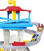 Juguete Paw Patrol, True Metal Adventure Bay Rescue Way Playset con 2 vehículos exclusivos, escala 1:55 - Imagen 6