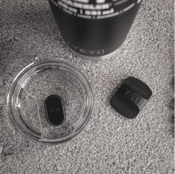 Termo Rambler vaso de 20 onzas de acero inoxidable, con aislamiento al vacío, con tapa MagSlider - Imagen 4