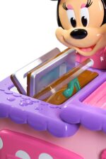 La cocina Flipping Fun de Minnie incluye sonidos realistas de cocina - Imagen 7