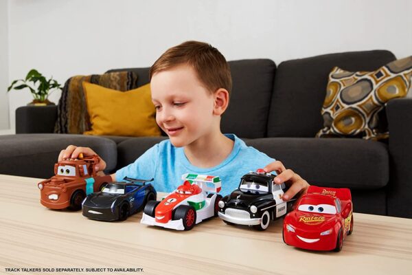 Disney Pixar Cars Track Talkers Lightning McQueen, 5.5 pulgadas, vehículos auténticos de películas favoritas para hablar y efectos de sonido, regalo divertido para niños a partir de 3 años - Imagen 6