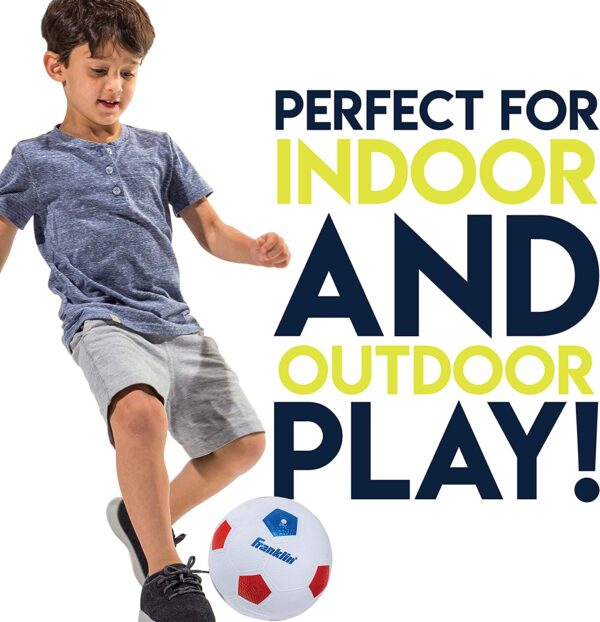 Mini juegos de portería de fútbol para niños, patio trasero + mini red interior y juego - PLAY DAY de pelota con bomba, juegos de portería de fútbol plegable portátil para niños y niños pequeños, 24 x 16 pulgadas - Imagen 3