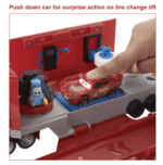 Disney and Pixar Cars Transforming Mack Playset, 2-in-1 toy Truck & Tune-Up Station - Imagen 3