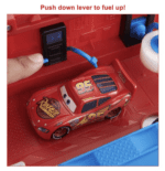 Disney and Pixar Cars Transforming Mack Playset, 2-in-1 toy Truck & Tune-Up Station - Imagen 4