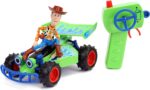 Disney Pixar Toy Story 4 Turbo Buggy con vehículo de control de radio Woody, 2.4 Ghz, 1: 24