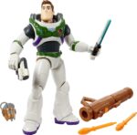Disney Pixar Lightyear Toys, Buzz Lightyear Figure, Fully Equipped 12-in Action Figure with 4 Accessories, Collectible Gifts for Kids