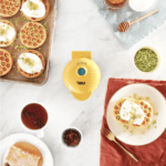 Dash mini wafflera HONEYCOMB MINI WAFFLE MAKER - Imagen 3