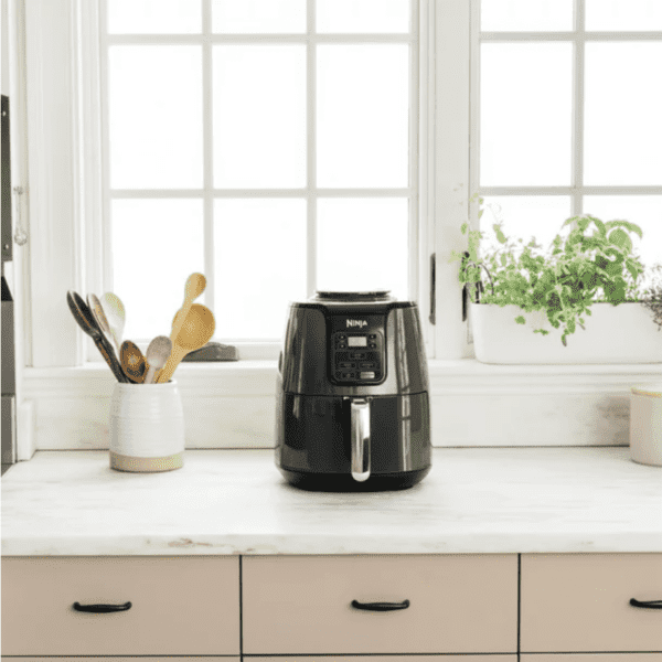 Ninja Freidora de aire Ninja 4QT Air Fryer, Black, AF100WM - Imagen 4