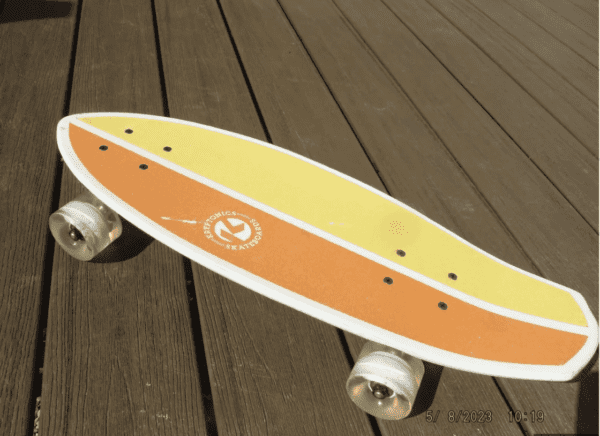 Patineta playera Kryptonics Mini Fat 23" Skateboard - Imagen 4