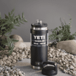 YETI Rambler  - Botella de 26 onzas, aislada al vacío, de acero inoxidable con tapa