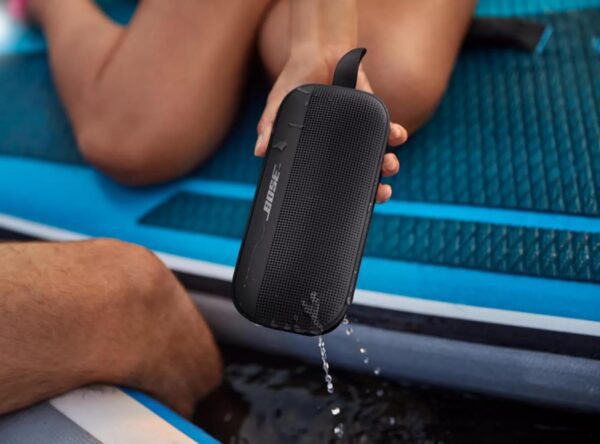Bose SoundLink Flex Altavoz portátil Bluetooth, altavoz impermeable inalámbrico para viajes al aire libre, color negro Visita la tienda de Bos - Imagen 2