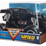 Monster Jam Camión monstruo oficial Max-D - Max-D Collector a escala 1:24 - Llantas cromadas y neumáticos BKT para uso en todos los juegos - Coleccionable para fanáticos y fiestas de cumpleaños - Imagen 6