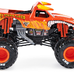 Monster Jam Monster Truck oficial - El Toro Loco - Vehículo fundido a presión a escala 1:24 - Llantas cromadas y neumáticos para todos los juegos - Coleccionable para fanáticos y fiestas - Imagen 4