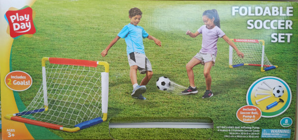 Mini juegos de portería de fútbol para niños, patio trasero + mini red interior y juego - PLAY DAY de pelota con bomba, juegos de portería de fútbol plegable portátil para niños y niños pequeños, 24 x 16 pulgadas - Imagen 6